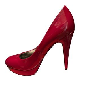 G by Guess LIPSTICK RED Patent 4.5 inch Stilettos SZ 8.5